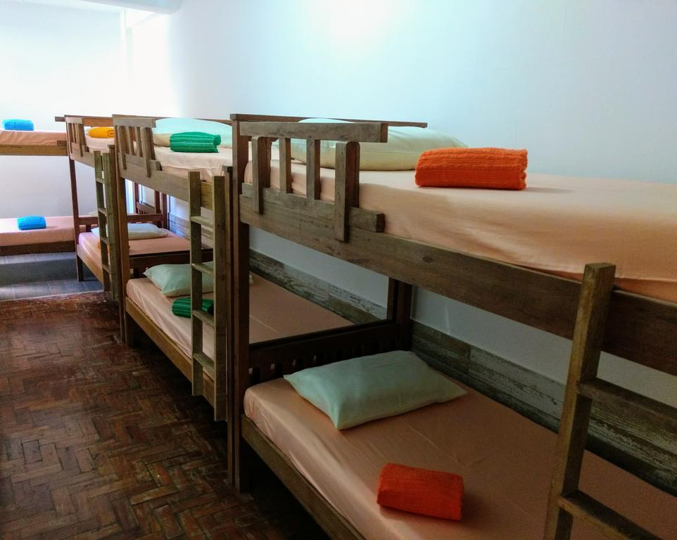 Casa De Mainha Friendly Hostel Сальвадор Экстерьер фото